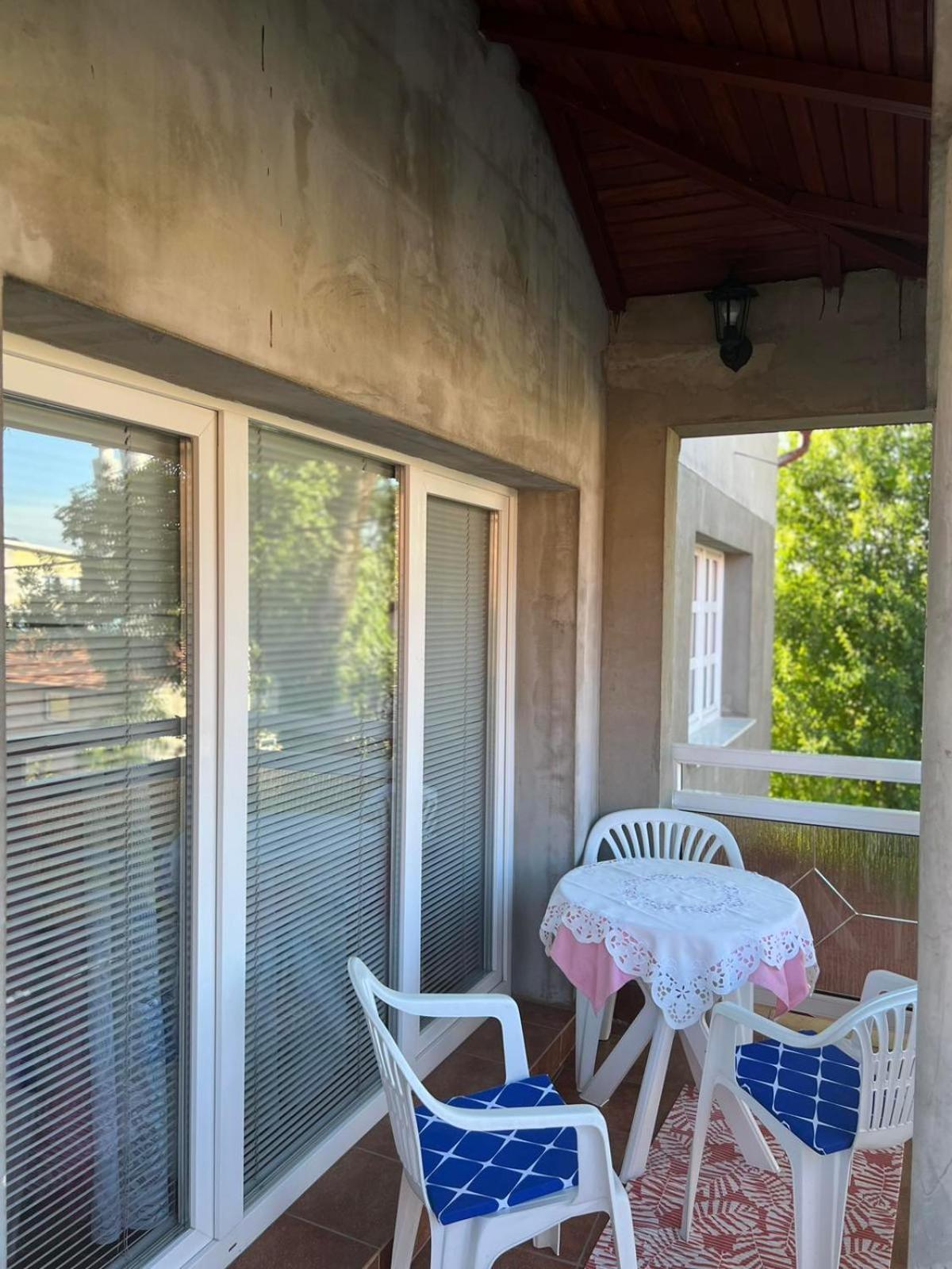 Apartman Kod Ismete Bihać Екстериор снимка